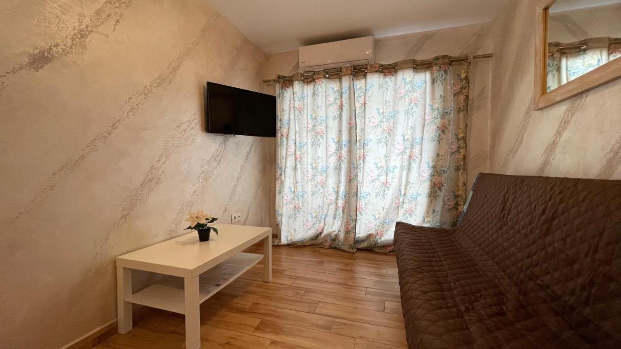 Apartamento Primera Linea Apartment เบนัลมาเดนา ภายนอก รูปภาพ
